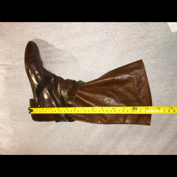 Joan & David belted strap scrunch leather boots (used) - Picture 8 of 10